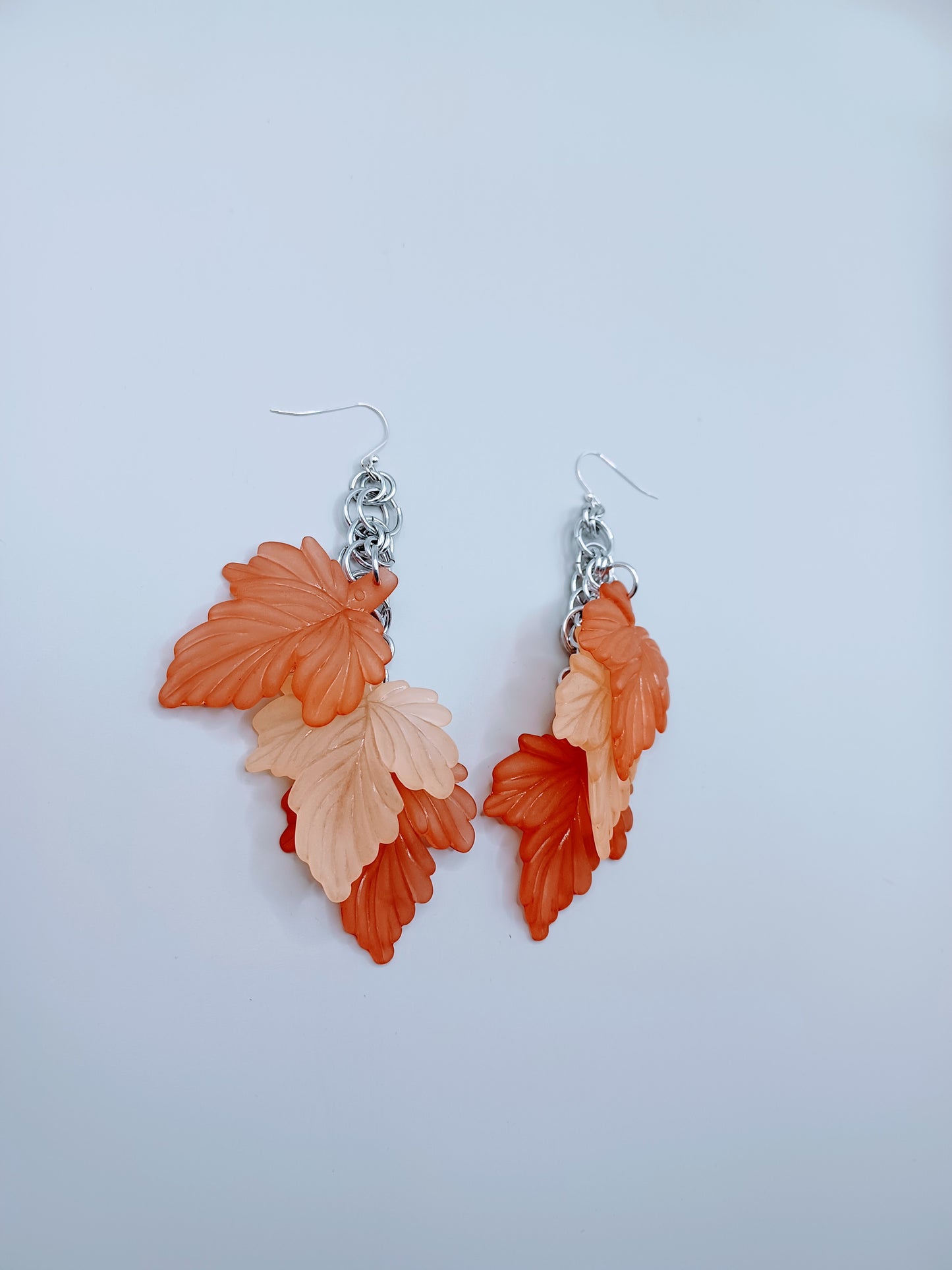 Helm Leaves Earrings Light